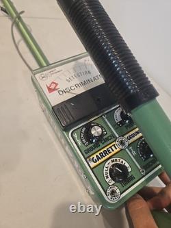 Garrett ADS metal detector With Case, Manual Deep Seeker Groundhog See Video
