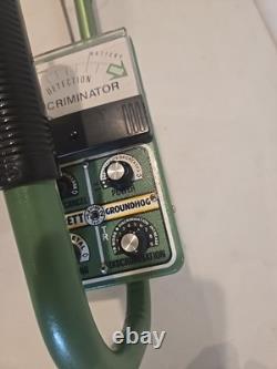 Garrett ADS metal detector With Case, Manual Deep Seeker Groundhog See Video