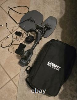 Garrett Axiom Pulse Induction Waterproof Metal Detector Kit with Accessories
