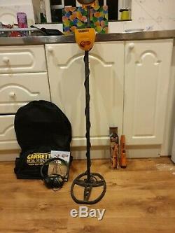 Garrett euroace metal detector with pinpointer and accessories