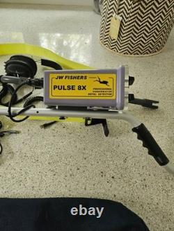 JW Fisherman's Pulse 8x Metal Detector With Headphones and Accessories