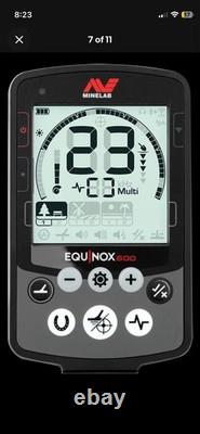 Minelab Equinox 800 Waterproof Metal Detector Kit with Accessories