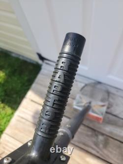 Motley Beach Sand Scoop & Carbon Fiber Handle & Pull Handle