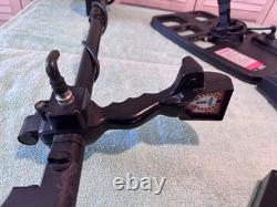 Nokta Makro Jeotech LED System Metal Detector with T44 Large Coil