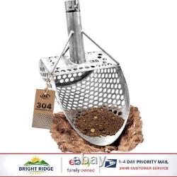 Treasure Hunting Sand Sifter with Lightweight Design and Shark Tooth Features